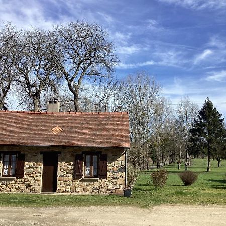 La Maisonnette Des Champs Pierre-Buffière エクステリア 写真